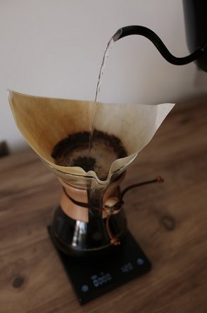 Filterkaffee in der Zubereitung